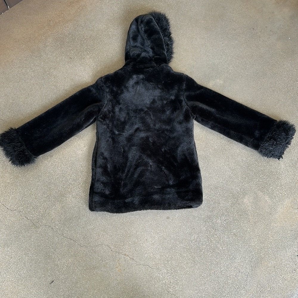 WINTER COAT, LIMITED TOO JACKET - WARM, HEAVY, GORGEOUS FAUX FUR, HOOD/LINED - Picture 5 of 6